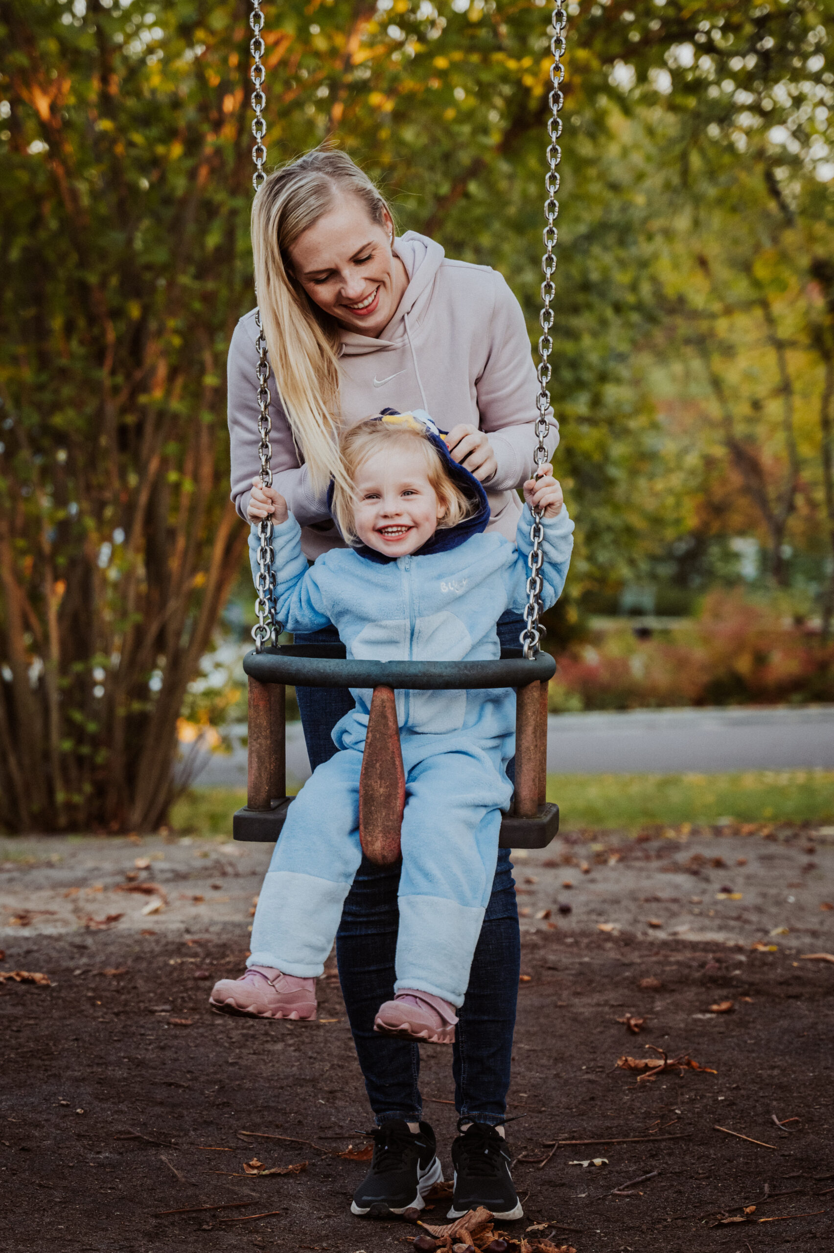 Bild 14 der Reportage 07: Mama und Tochter im Britzer Garten
